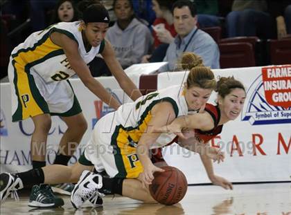 Thumbnail 2 in Castilleja vs. Pinewood (CIF CCS D5 Final) photogallery.