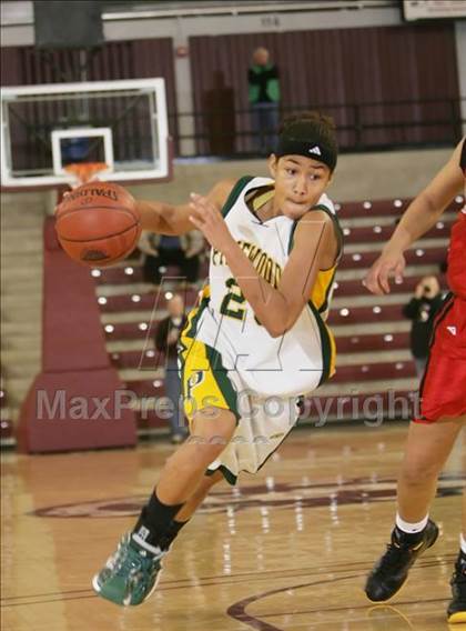 Thumbnail 2 in Castilleja vs. Pinewood (CIF CCS D5 Final) photogallery.