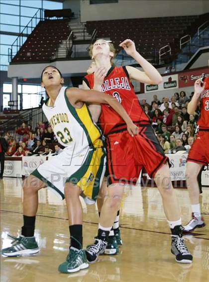 Thumbnail 1 in Castilleja vs. Pinewood (CIF CCS D5 Final) photogallery.