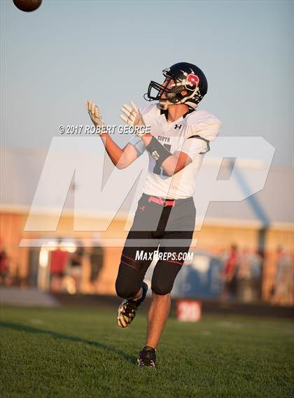 Thumbnail 1 in South @ Muskego photogallery.