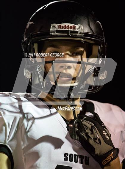 Thumbnail 1 in South @ Muskego photogallery.