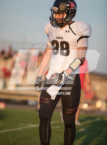 Thumbnail 3 in South @ Muskego photogallery.