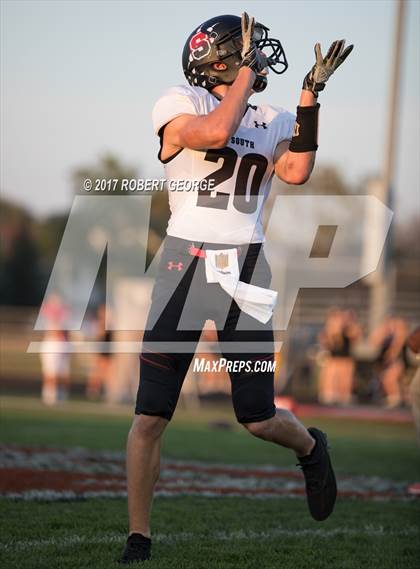 Thumbnail 2 in South @ Muskego photogallery.