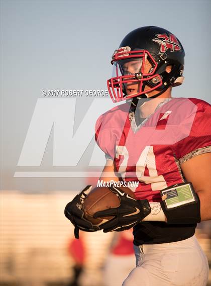Thumbnail 1 in South @ Muskego photogallery.