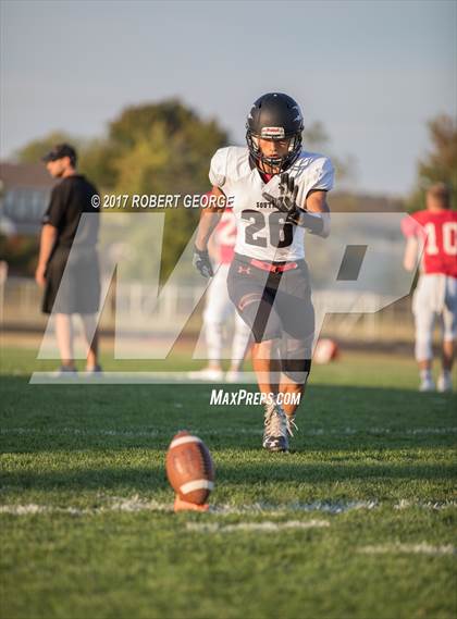 Thumbnail 1 in South @ Muskego photogallery.