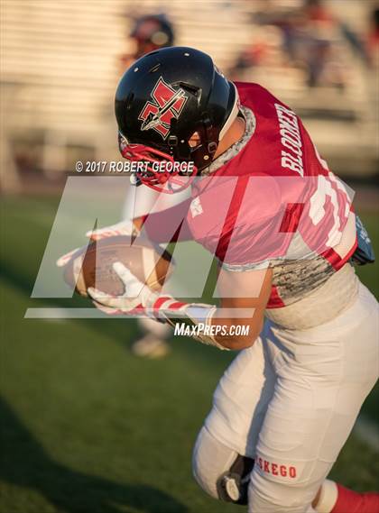 Thumbnail 1 in South @ Muskego photogallery.