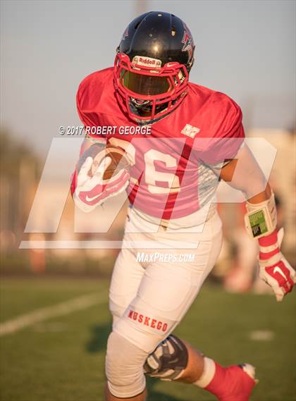 Thumbnail 1 in South @ Muskego photogallery.