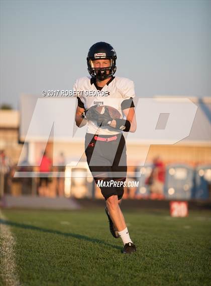 Thumbnail 2 in South @ Muskego photogallery.