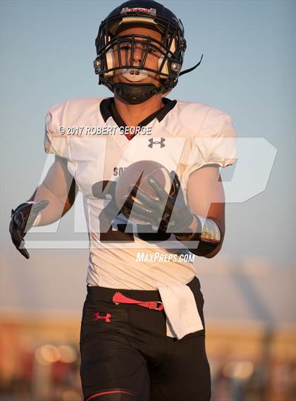 Thumbnail 1 in South @ Muskego photogallery.