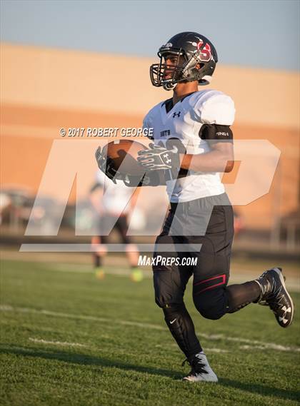 Thumbnail 3 in South @ Muskego photogallery.