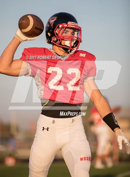 Thumbnail 2 in South @ Muskego photogallery.