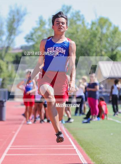 Thumbnail 2 in Sierra Foothill League Tri Meet photogallery.