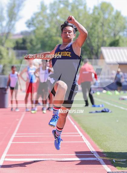 Thumbnail 3 in Sierra Foothill League Tri Meet photogallery.