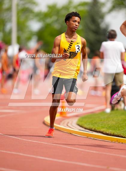 Thumbnail 2 in CHSAA 4A Final (4x800 Meter Relay) photogallery.