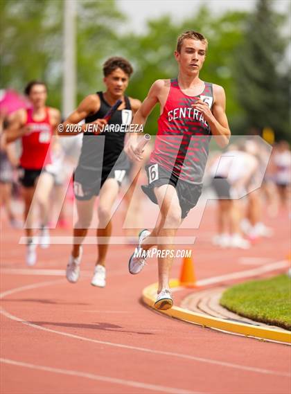 Thumbnail 3 in CHSAA 4A Final (4x800 Meter Relay) photogallery.