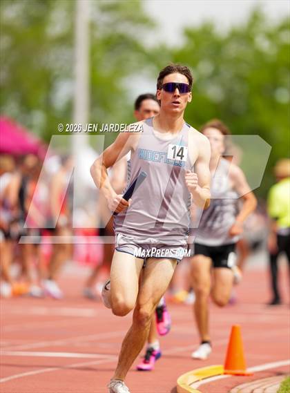 Thumbnail 1 in CHSAA 4A Final (4x800 Meter Relay) photogallery.