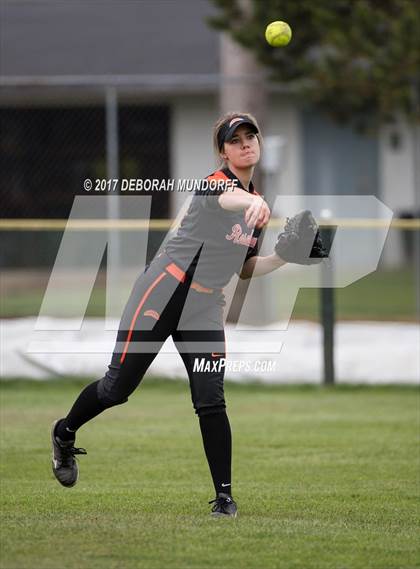 Thumbnail 1 in Sheldon @ Roseburg photogallery.