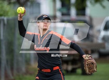 Thumbnail 1 in Sheldon @ Roseburg photogallery.