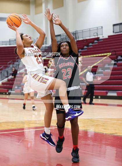 Thumbnail 1 in Osborne @ Lassiter photogallery.