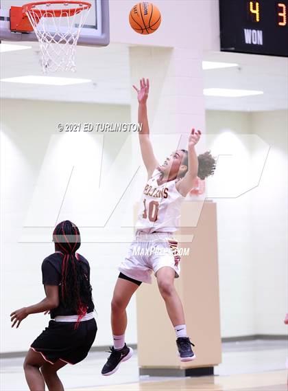 Thumbnail 1 in Osborne @ Lassiter photogallery.