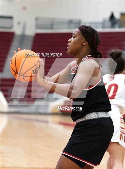 Thumbnail 3 in Osborne @ Lassiter photogallery.