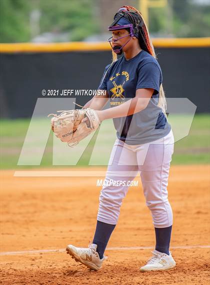 Thumbnail 3 in Terry Sanford @ E.E. Smith photogallery.
