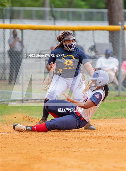 Thumbnail 2 in Terry Sanford @ E.E. Smith photogallery.