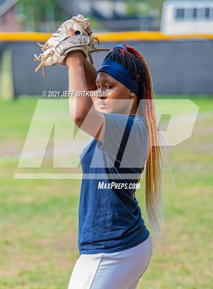 Thumbnail 1 in Terry Sanford @ E.E. Smith photogallery.