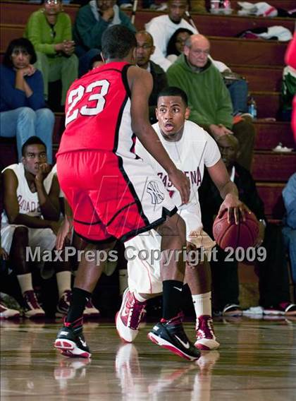 Thumbnail 3 in Van Nuys vs Pasadena (Rose City Round Ball Classic) photogallery.