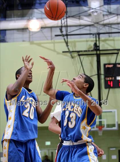 Thumbnail 3 in LACES vs. View Park (CIF LA City Section Small School Final) photogallery.