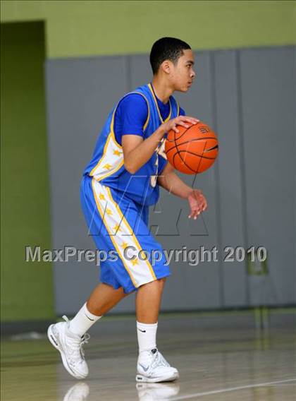 Thumbnail 2 in LACES vs. View Park (CIF LA City Section Small School Final) photogallery.