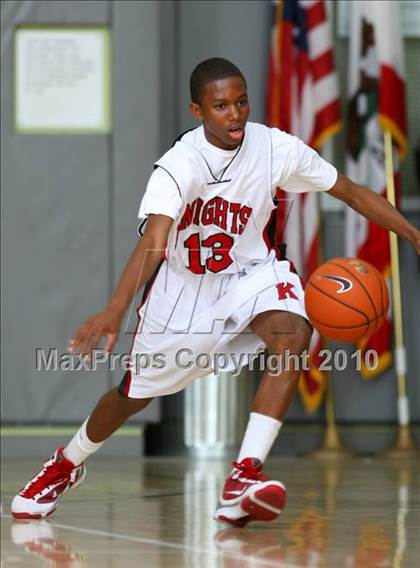 Thumbnail 2 in LACES vs. View Park (CIF LA City Section Small School Final) photogallery.