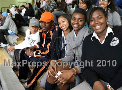 Thumbnail 1 in LACES vs. View Park (CIF LA City Section Small School Final) photogallery.