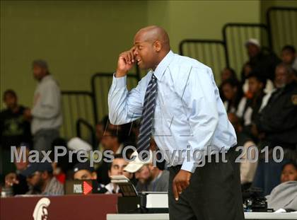 Thumbnail 1 in LACES vs. View Park (CIF LA City Section Small School Final) photogallery.