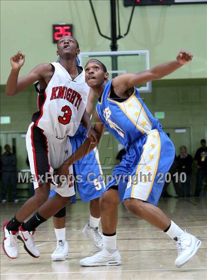 Thumbnail 2 in LACES vs. View Park (CIF LA City Section Small School Final) photogallery.