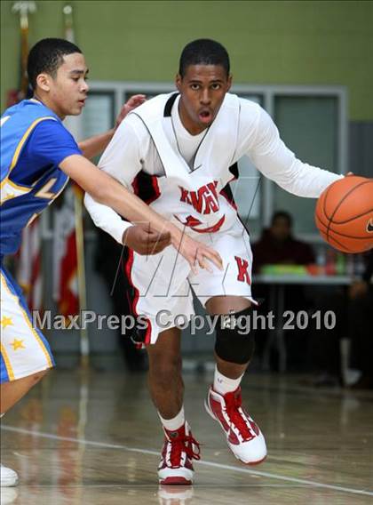Thumbnail 1 in LACES vs. View Park (CIF LA City Section Small School Final) photogallery.