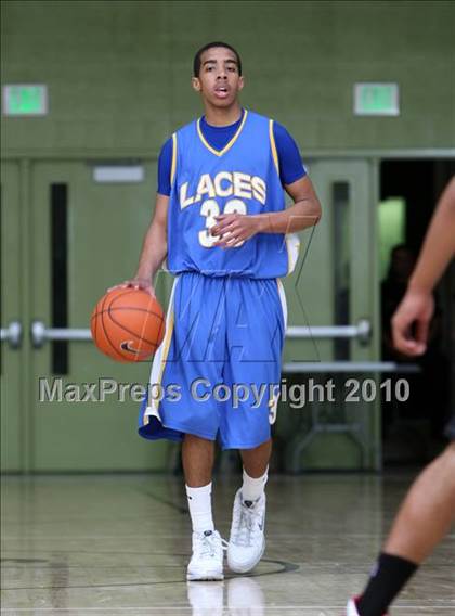 Thumbnail 2 in LACES vs. View Park (CIF LA City Section Small School Final) photogallery.