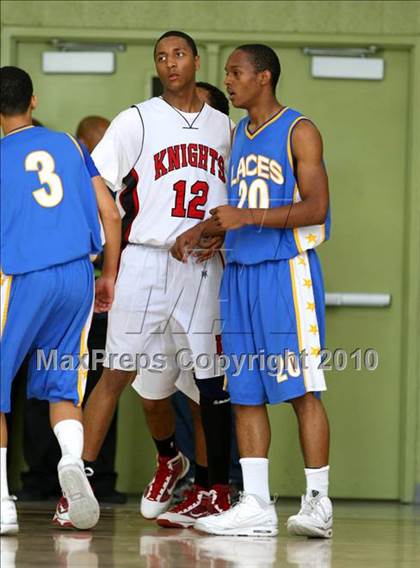 Thumbnail 2 in LACES vs. View Park (CIF LA City Section Small School Final) photogallery.
