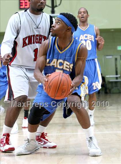Thumbnail 1 in LACES vs. View Park (CIF LA City Section Small School Final) photogallery.