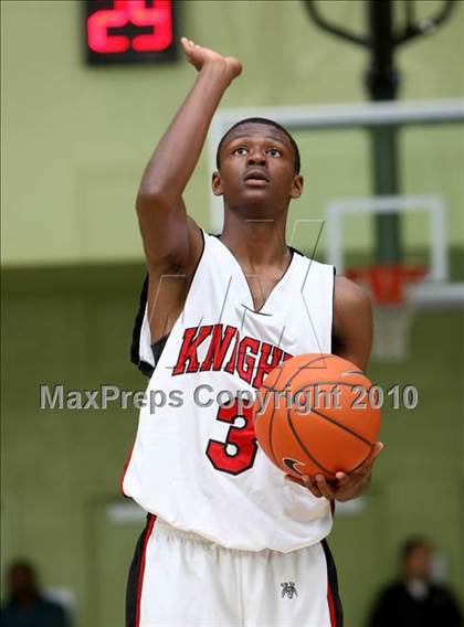 Thumbnail 2 in LACES vs. View Park (CIF LA City Section Small School Final) photogallery.