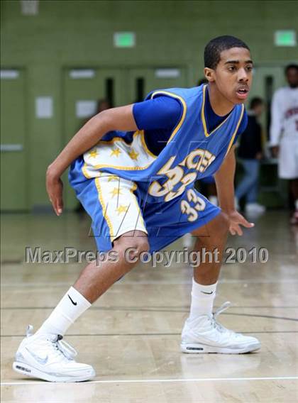 Thumbnail 3 in LACES vs. View Park (CIF LA City Section Small School Final) photogallery.