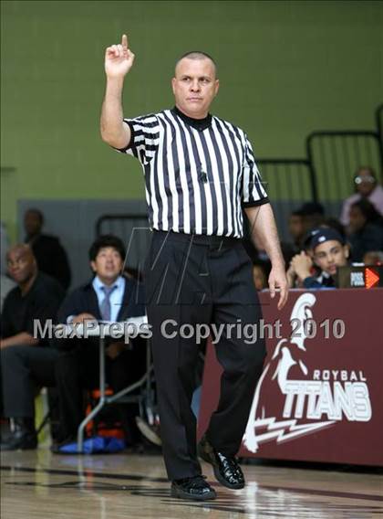 Thumbnail 1 in LACES vs. View Park (CIF LA City Section Small School Final) photogallery.