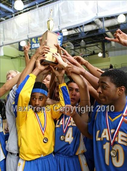 Thumbnail 2 in LACES vs. View Park (CIF LA City Section Small School Final) photogallery.