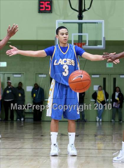 Thumbnail 2 in LACES vs. View Park (CIF LA City Section Small School Final) photogallery.
