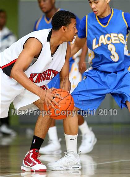 Thumbnail 3 in LACES vs. View Park (CIF LA City Section Small School Final) photogallery.