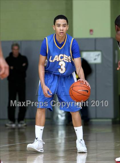 Thumbnail 1 in LACES vs. View Park (CIF LA City Section Small School Final) photogallery.