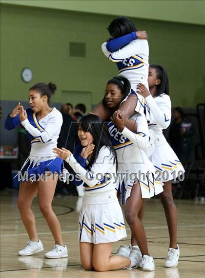 Thumbnail 3 in LACES vs. View Park (CIF LA City Section Small School Final) photogallery.