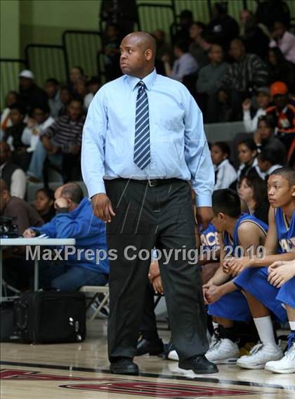 Thumbnail 1 in LACES vs. View Park (CIF LA City Section Small School Final) photogallery.