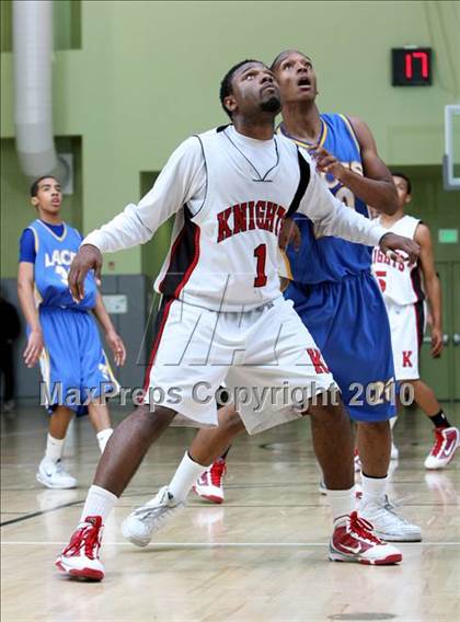 Thumbnail 1 in LACES vs. View Park (CIF LA City Section Small School Final) photogallery.