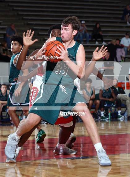 Thumbnail 2 in South Houston vs. Clear Falls (McDonald's Texas Invitational) photogallery.